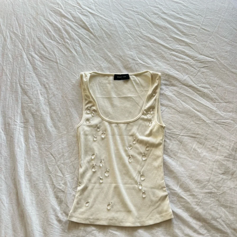 White fox boutique Brat Girl Summer Tank White - Picture 2 of 3